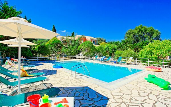 Beach Villa Nancy: zwembad