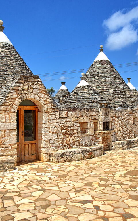 Trullo Santo Stefano: Buitenkanten, Buitenshuis, Tuin