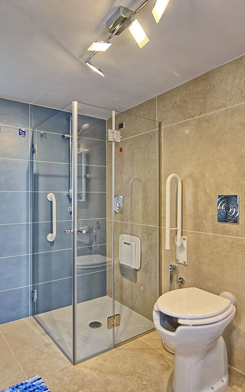 Lamia Santo Arcangelo: Badkamer