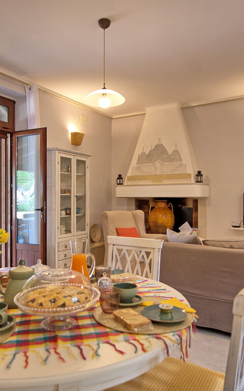 Lamia Santo Arcangelo: Lunchroom, Woonkamer