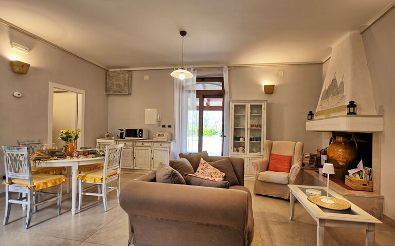 Lamia Santo Arcangelo: Woonkamer