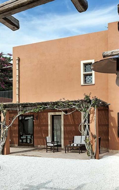 Villa Arangea: Buitenkanten, zwembad