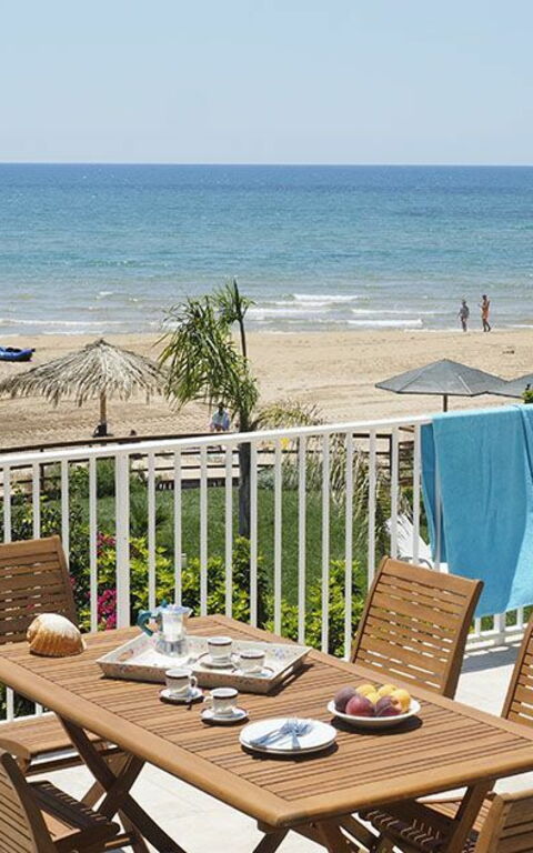 Villa Ariel: Balkon / terras / patio