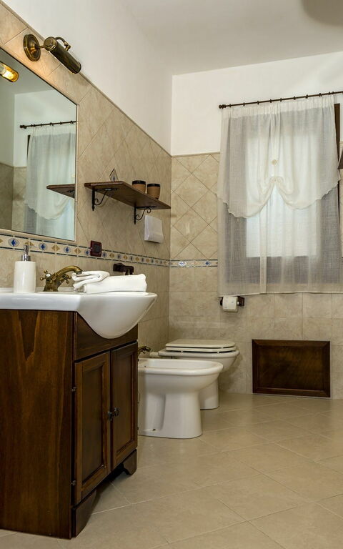 Villa Del Golfo: Badkamer