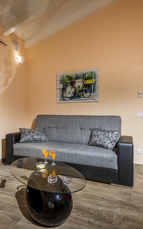 Villa Mare e Monti: Woonkamer