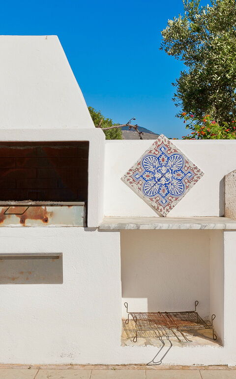 Tenutersa: Buitenkanten, Buitenshuis, Tuin