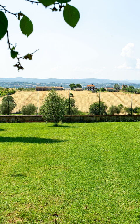 Casale Miro: Buitenkanten, Buitenshuis