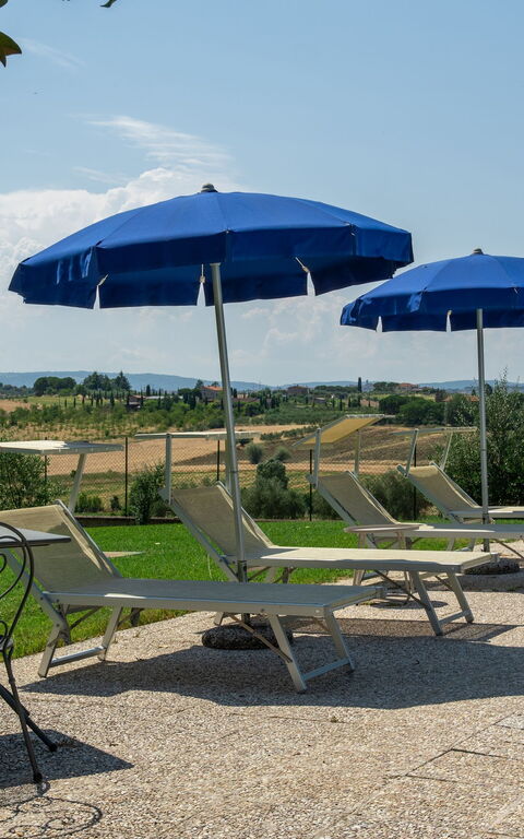 Casale Miro: Buitenkanten, Buitenshuis, zwembad