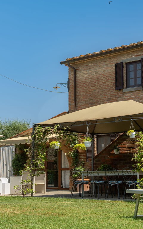 Casale Miro: Buitenkanten, Buitenshuis, zwembad