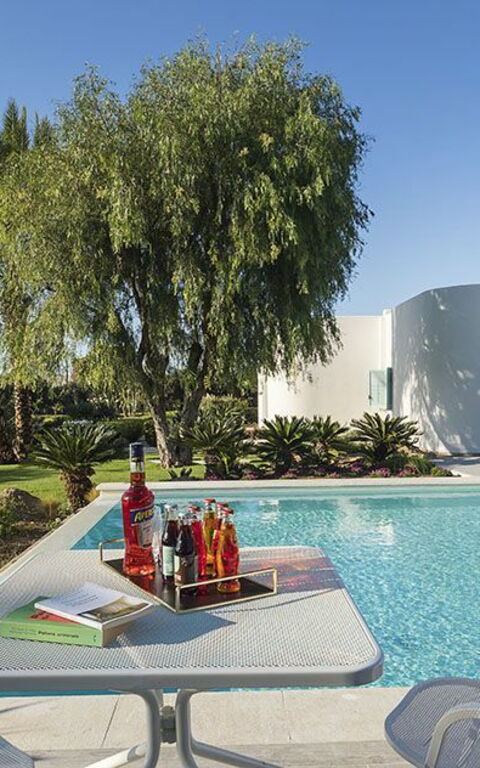 Villa Salinella: Tuin, zwembad