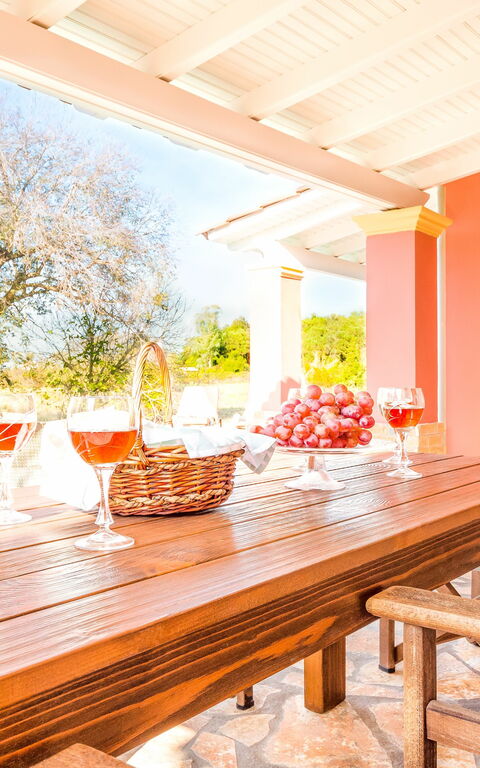 Beach Villa Joanna: Balkon / terras / patio, Buitenshuis