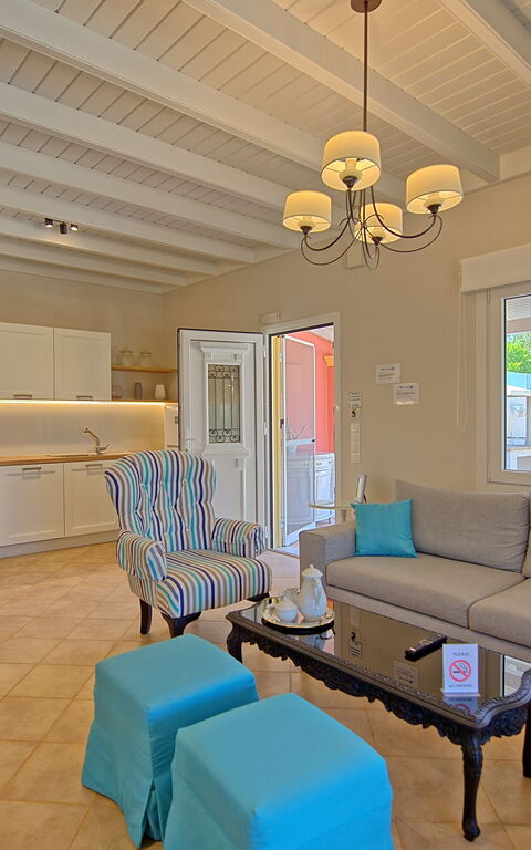 Beach Villa Joanna: Keuken, Lunchroom, Woonkamer