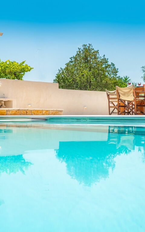 Beach Villa Joanna: zwembad