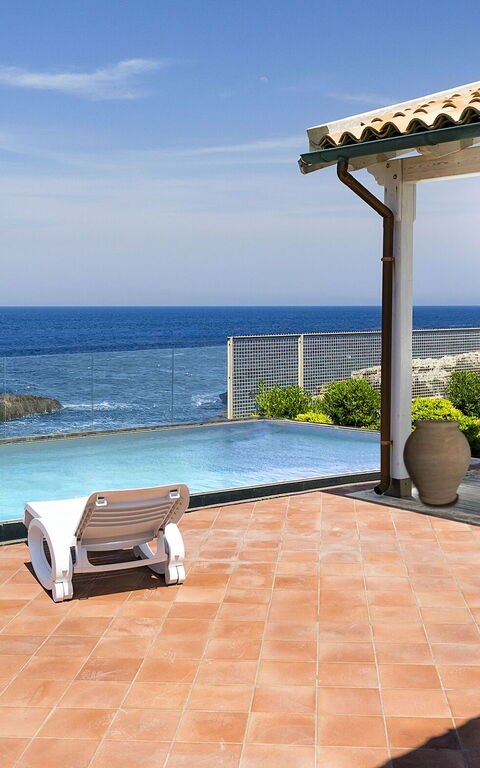 Villa Ala: Buitenshuis, Keer bekeken, Tuin, Zomer, zwembad