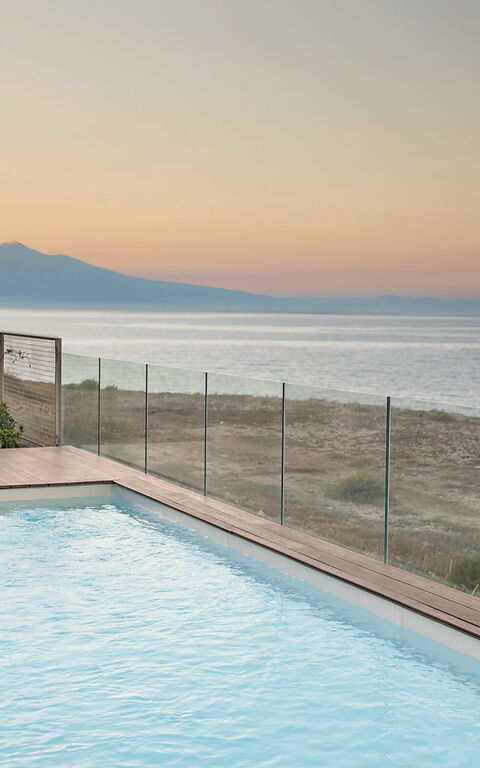 Villa Ala: Buitenshuis, Keer bekeken, zwembad