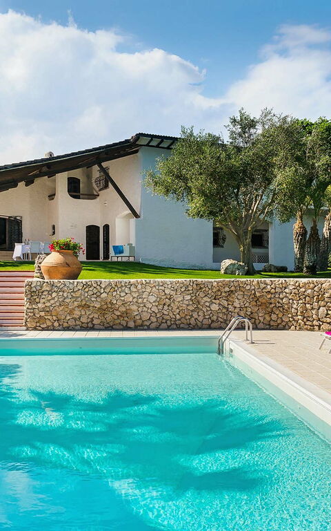 Blu Moon: Buitenkanten, Tuin, zwembad