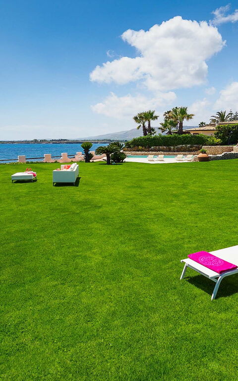 Blu Moon: Keer bekeken, Tuin