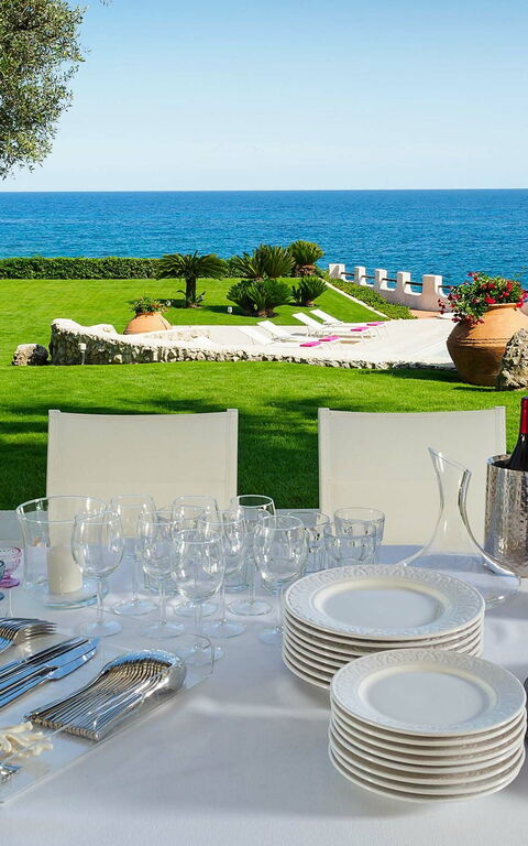 Blu Moon: Balkon / terras / patio, Buitenshuis, Keer bekeken, Tuin, zwembad