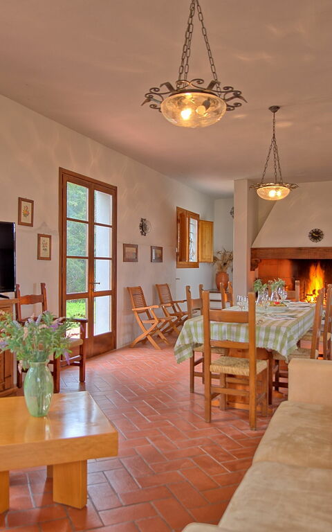 Casale Chiara: Lunchroom, Woonkamer