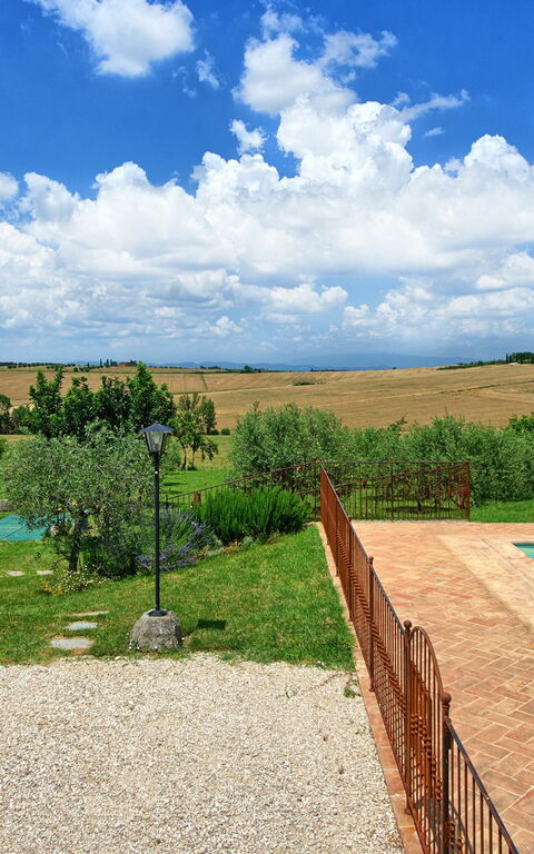 Villa Farneta: Tuin, zwembad