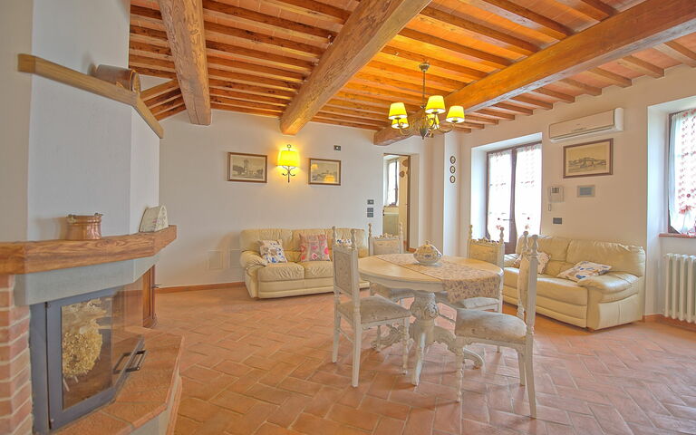 Villa Farneta: Woonkamer