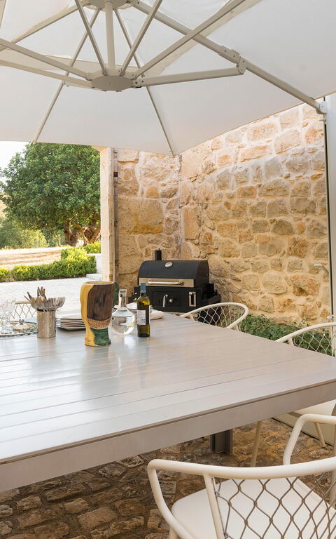 Villa Luna: Balkon / terras / patio, Buitenkanten, Buitenshuis