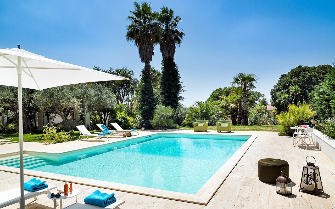 Villa San Ciro: zwembad