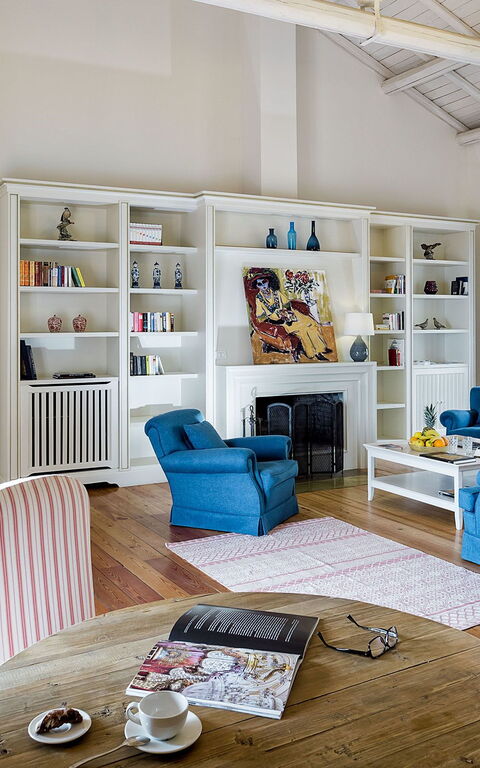 Villa La Capinera: Lunchroom, Woonkamer