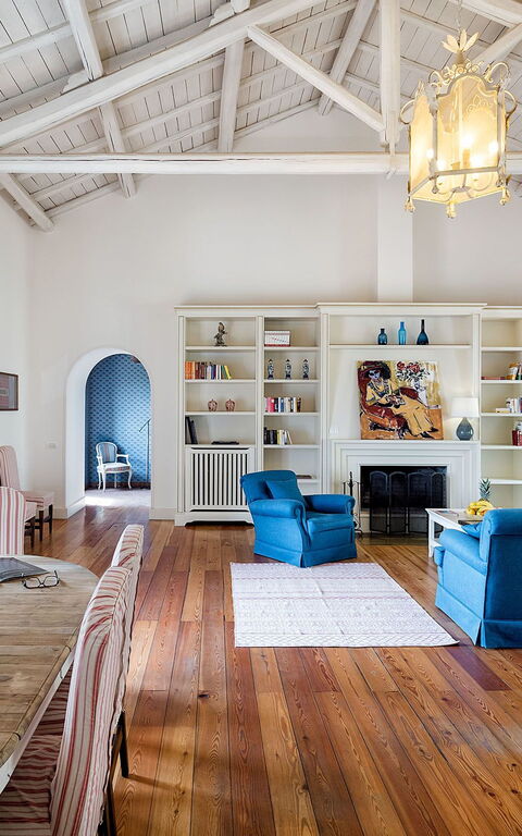 Villa La Capinera: Lunchroom, Woonkamer