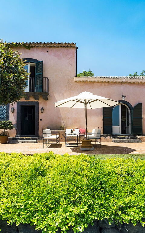 Villa La Capinera: Buitenshuis