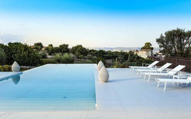 Villa Casi o Cantu: zwembad