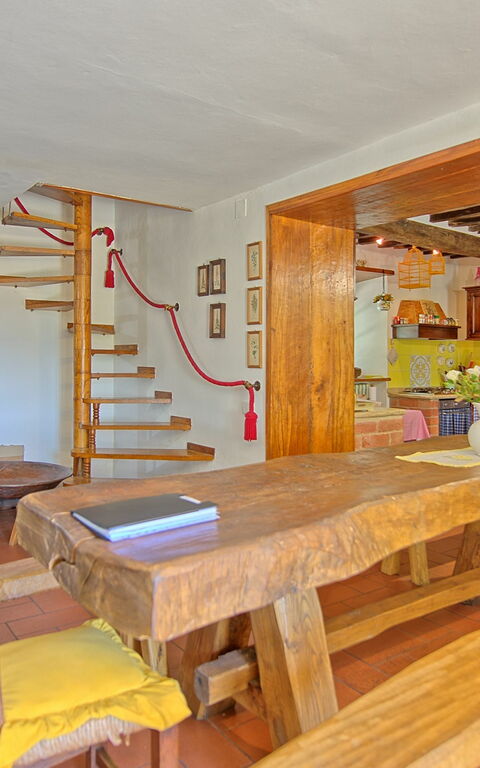 Casale San Martino: Keuken, Lunchroom, Woonkamer