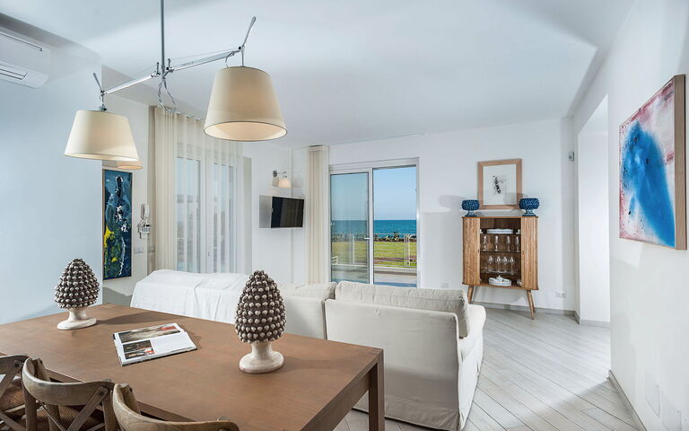 Villa Blumarine: Woonkamer