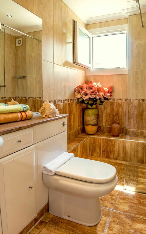 Villa Di Giovanni: Badkamer