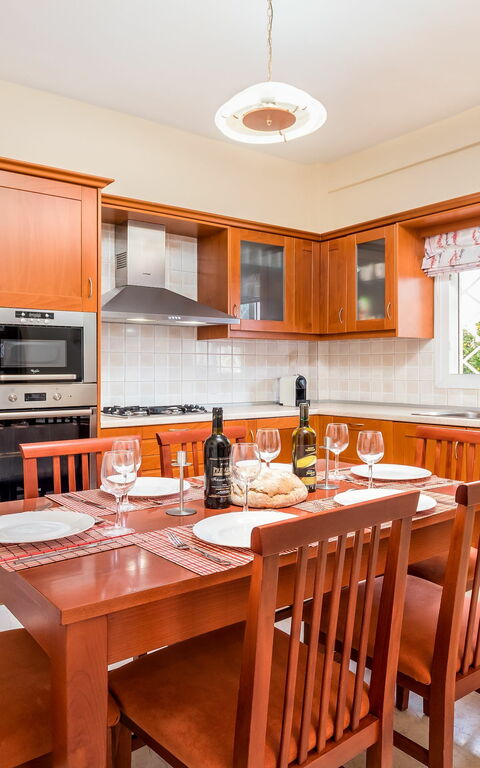 Villa Giador: Keuken, Lunchroom