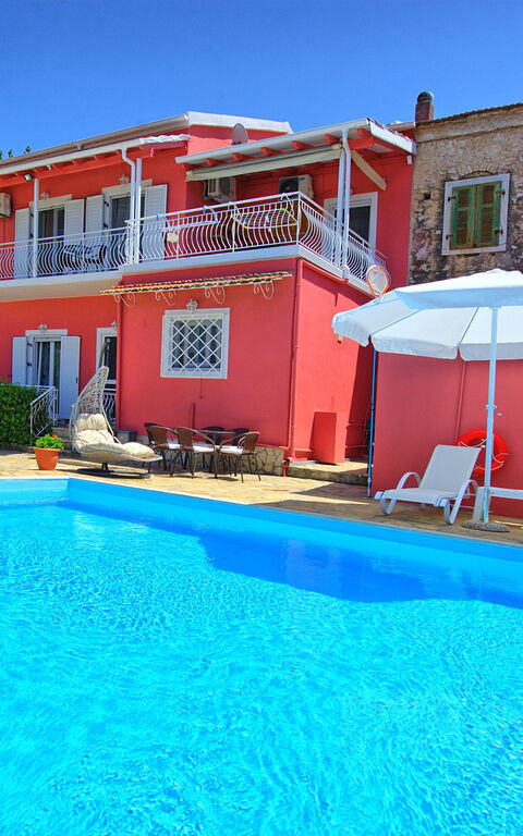 Villa Giador: Buitenshuis, zwembad