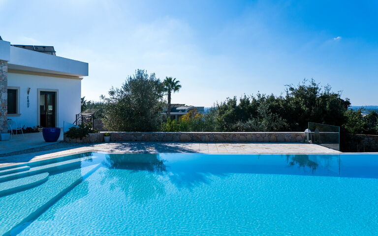 Villa Modigliani: zwembad