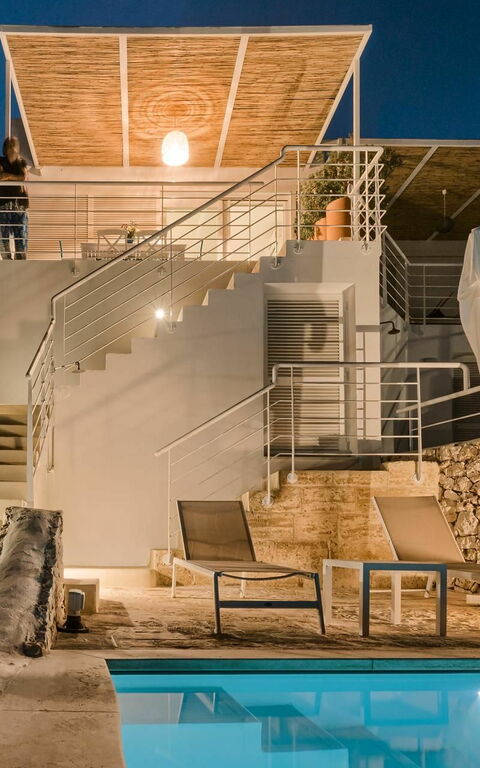 Villa Infinity: Buitenshuis