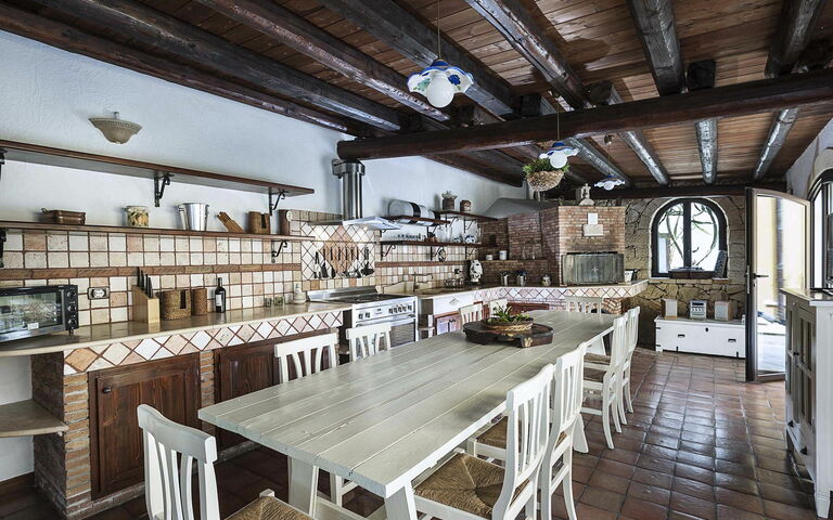 Villa Carolina: Keuken, Lunchroom