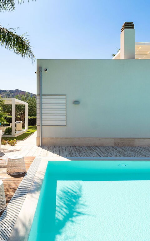 Villa Bellini: Buitenkanten, zwembad