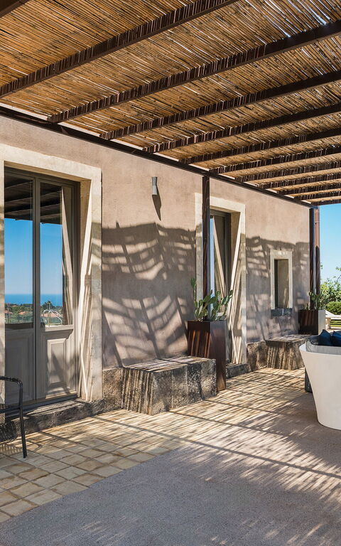 Villa Torre Etnea: Balkon / terras / patio, Buitenkanten, Buitenshuis