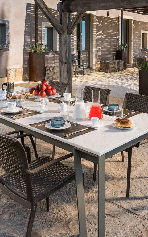 Villa Torre Etnea: Balkon / terras / patio, Buitenkanten, Buitenshuis