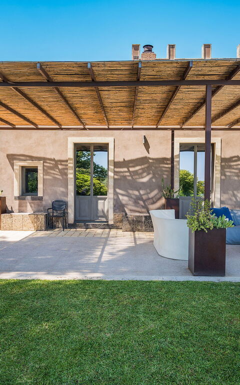 Villa Torre Etnea: Buitenkanten, Buitenshuis, Tuin