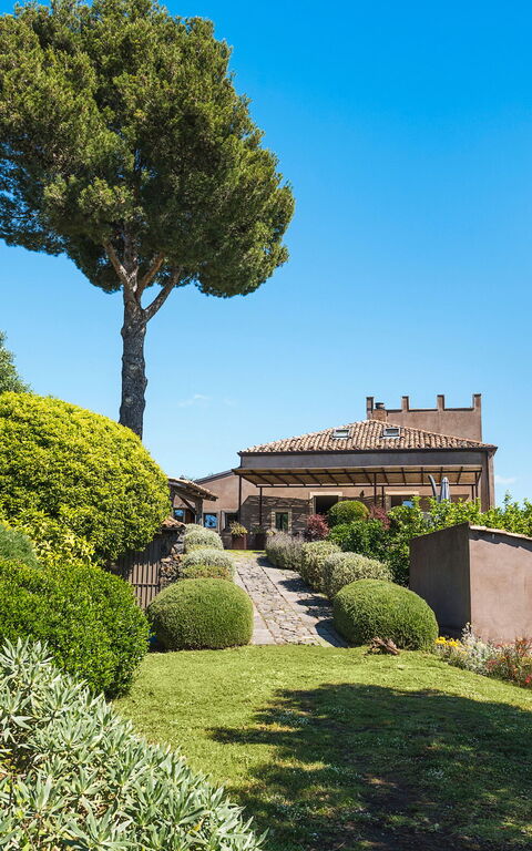 Villa Torre Etnea: Buitenkanten, Buitenshuis, Tuin