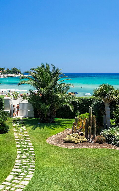 Villa La Plage: Buitenshuis, Keer bekeken, Tuin