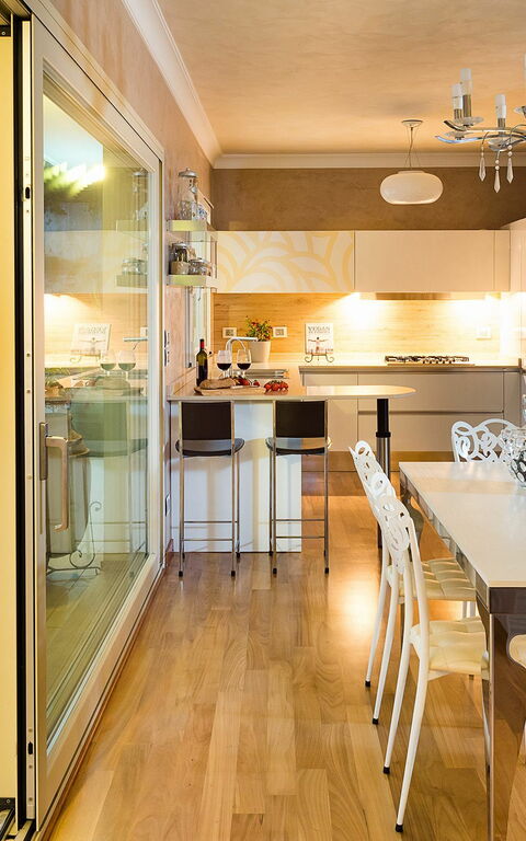 Villa Luce: Keuken, Lunchroom