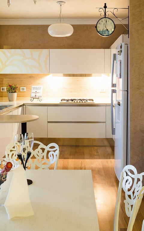 Villa Luce: Keuken, Lunchroom