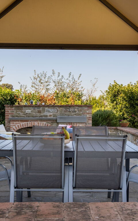 Villa Dei Vini: Balkon / terras / patio, Buitenshuis