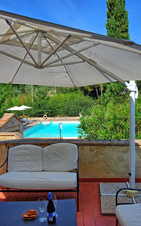 Villa Panizzi: Buitenshuis