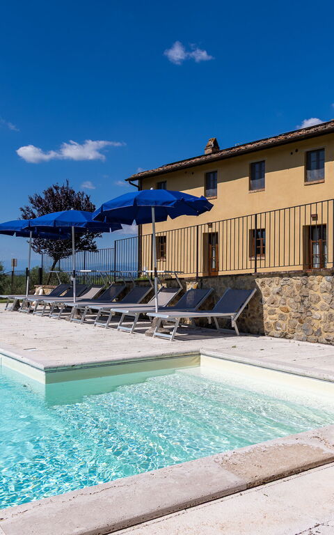 Villa Il Caggio: Buitenkanten, Buitenshuis, zwembad